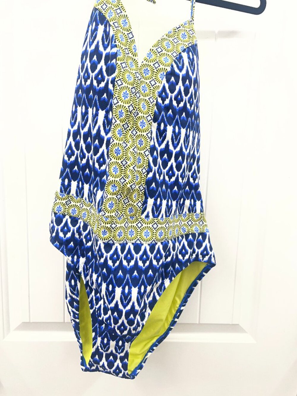 NEW Bleu Rod Beattie Plunge One Piece Halter Tie Size 12